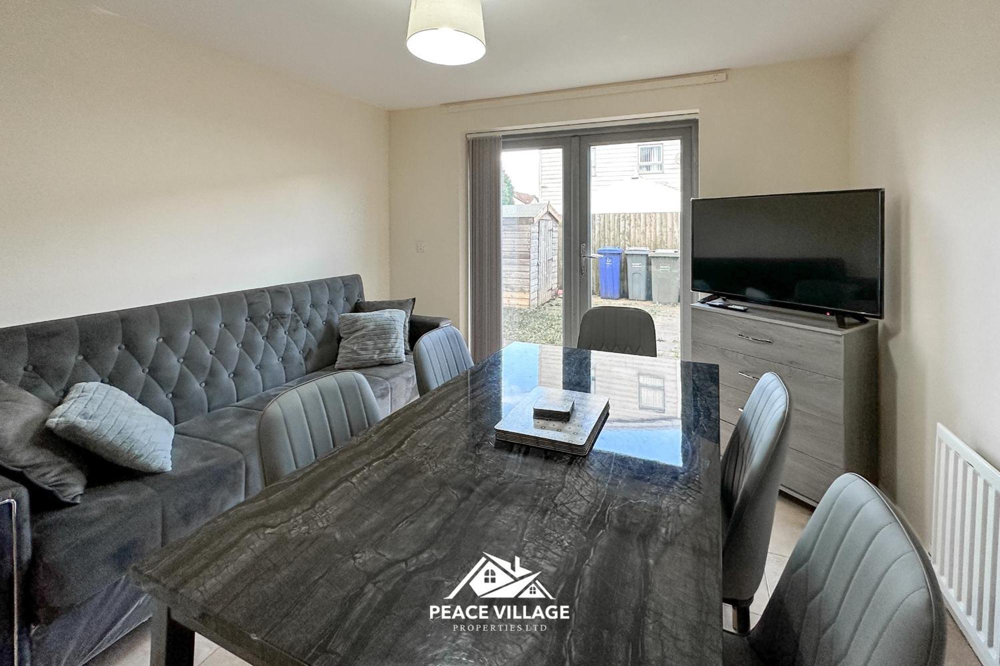 Ashton Co-Living - Private Room Self-Cater Manchester Exteriör bild