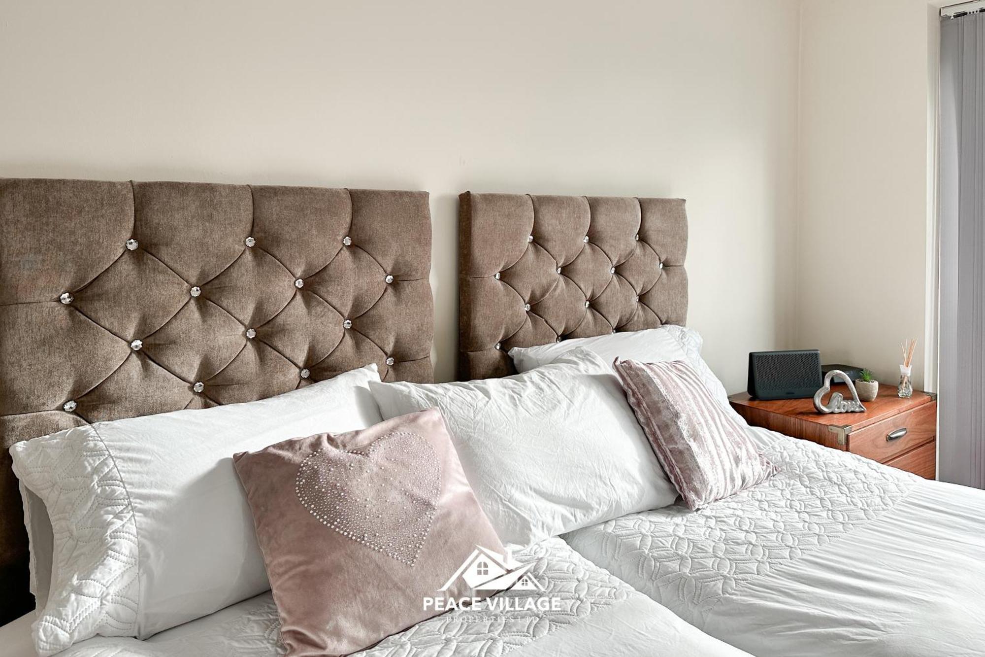 Ashton Co-Living - Private Room Self-Cater Manchester Exteriör bild